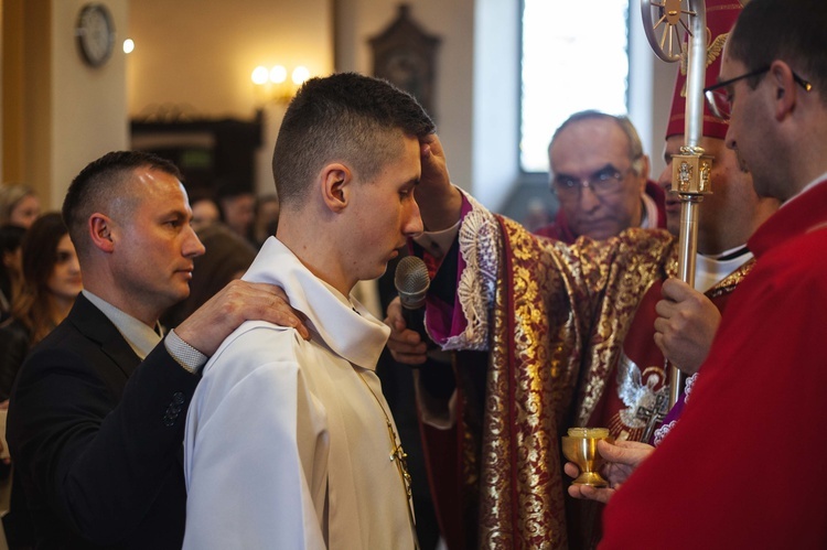 Bierzmowanie w Nowym Sączu-Zawadzie