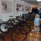 Organizatorom placówki udało się zgromadzić około 100 jednośladów.
