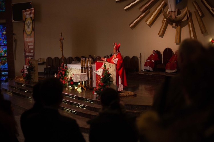 Nowy Sącz. Bierzmowanie u Niepokalanej - cz. 2