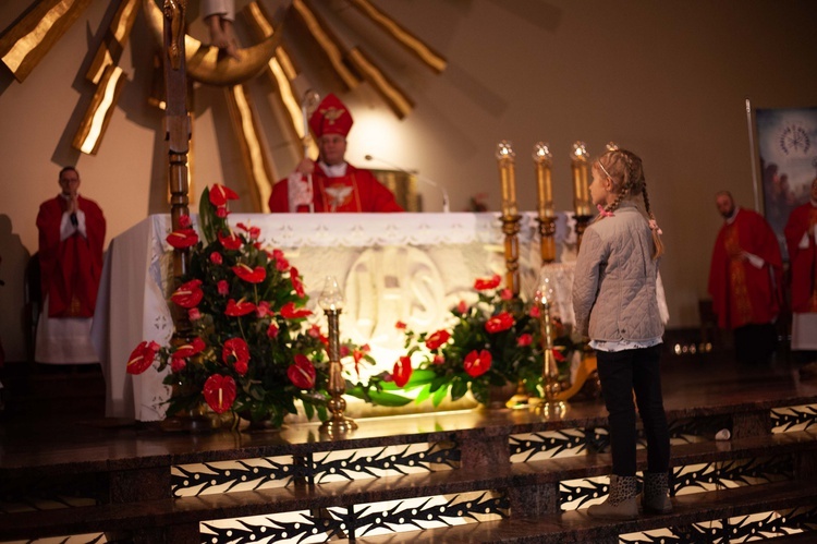 Nowy Sącz. Bierzmowanie u Niepokalanej - cz. 2