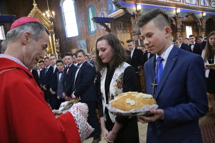 Bierzmowanie w Jurkowie k. Dobrej