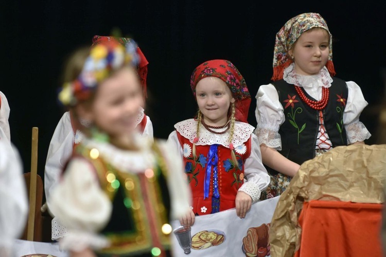 Dzieci z Publicznego Przedszkola Sióstr Prezentek na przeglądzie teatralnym 