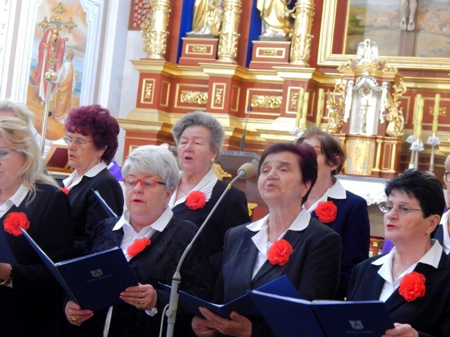 Pieśni pasyjne w Opocznie