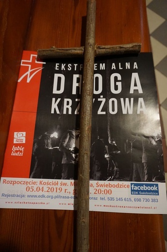 Ekstremalna Droga Krzyżowa wyruszyła ze Świebodzic