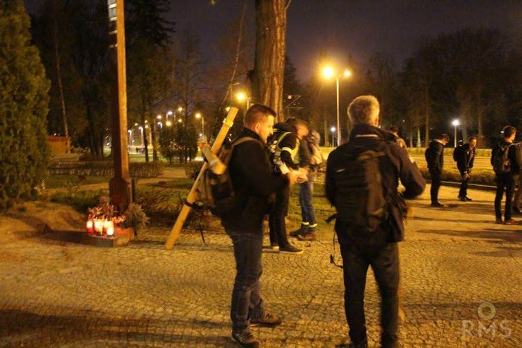 Salwatoriańska Ekstremalna Droga Krzyżowa z Wrocławia do Trzebnicy