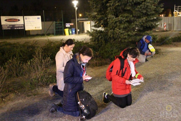 Salwatoriańska Ekstremalna Droga Krzyżowa z Wrocławia do Trzebnicy