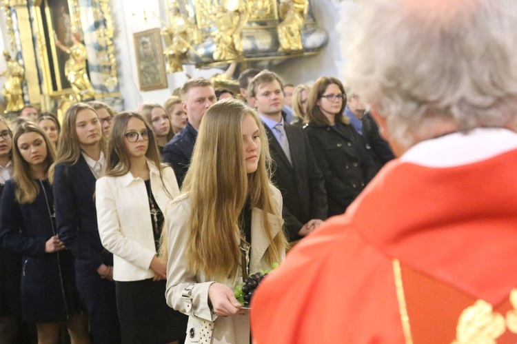 Bierzmowanie w Zakliczynie, cz. 2