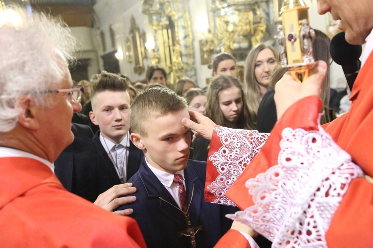 Bierzmowanie w Zakliczynie, cz. 2
