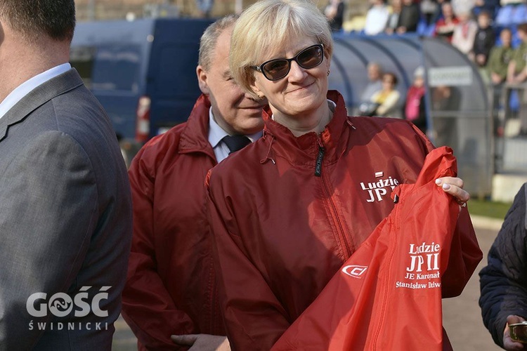 Msza papieska na wałbrzyskim stadionie