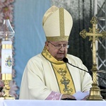 Msza papieska na wałbrzyskim stadionie