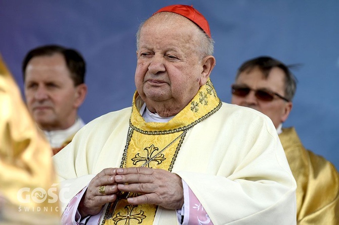 Msza papieska na wałbrzyskim stadionie