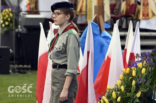 Msza papieska na wałbrzyskim stadionie