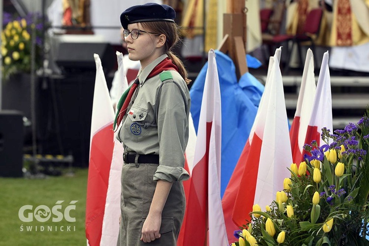 Msza papieska na wałbrzyskim stadionie