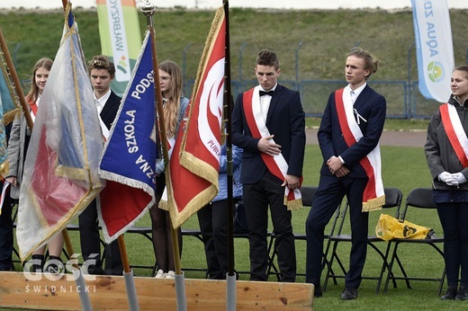 Msza papieska na wałbrzyskim stadionie