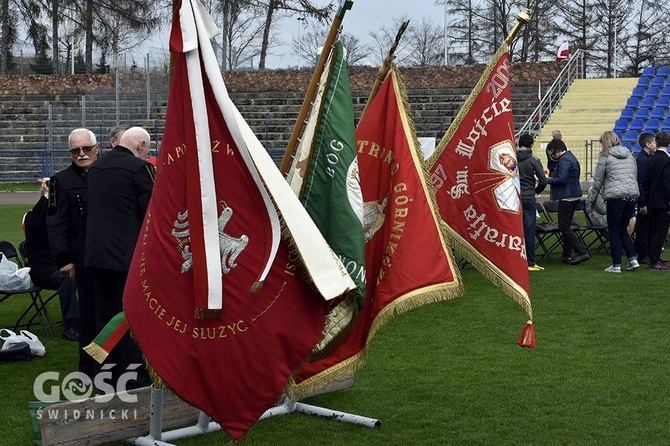 Msza papieska na wałbrzyskim stadionie