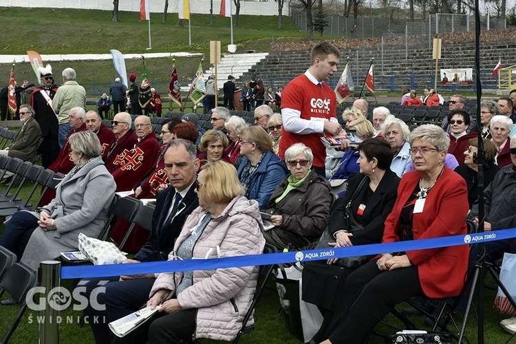 Msza papieska na wałbrzyskim stadionie