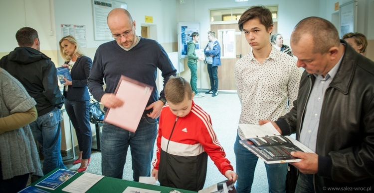 Dzień otwarty w katolickim technikum i szkole branżowej