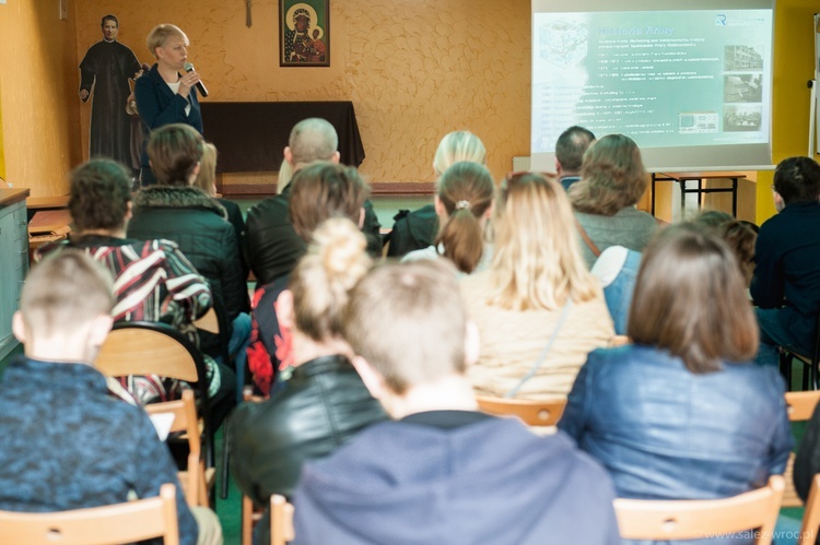 Dzień otwarty w katolickim technikum i szkole branżowej