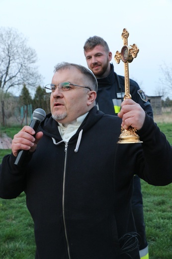 Nocna Piesza Pielgrzymka z Gniechowic do sanktuarium w Sulistrowiczkach