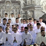 Błogosławieństwo nadzwyczajnych szafarzy, ceremoniarzy i lektorów