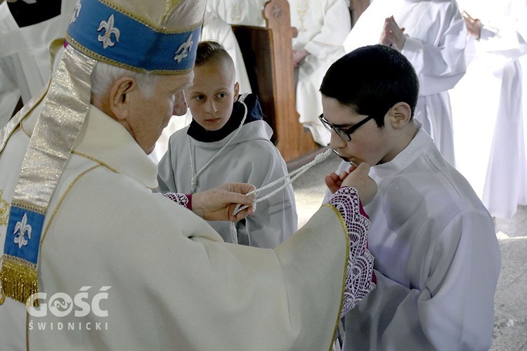 Błogosławieństwo nadzwyczajnych szafarzy, ceremoniarzy i lektorów