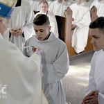 Błogosławieństwo nadzwyczajnych szafarzy, ceremoniarzy i lektorów