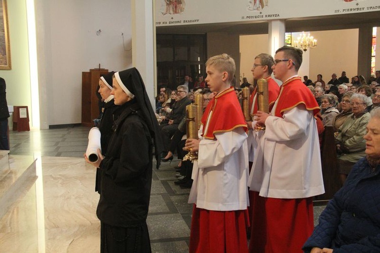 Konsekracja ołtarza w kościele św. Jadwigi w Lublinie