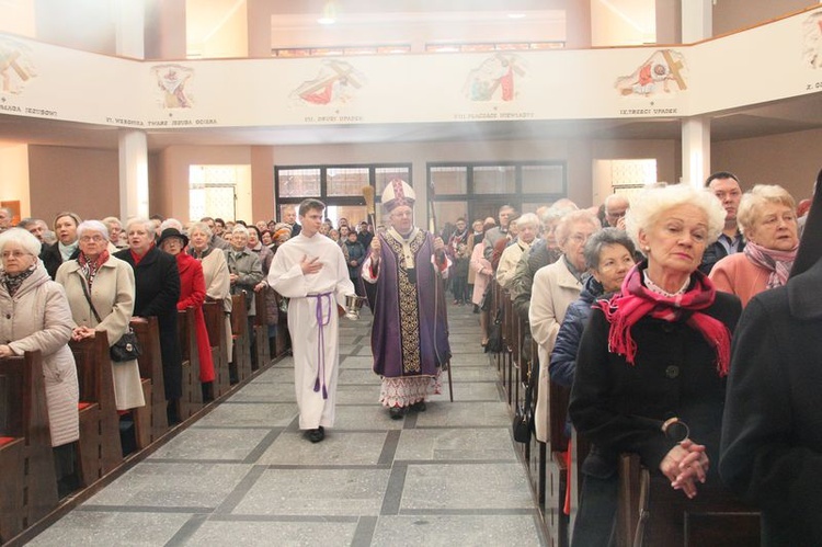 Konsekracja ołtarza w kościele św. Jadwigi w Lublinie