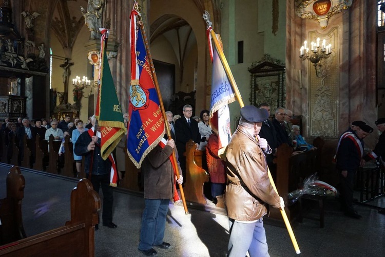 Msza św. upamiętniająca 79. rocznicę zbrodni katyńskiej