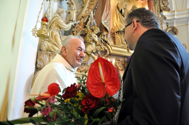 Wprowadzenie relikwi św. JP II w Chróścinie Opolskiej