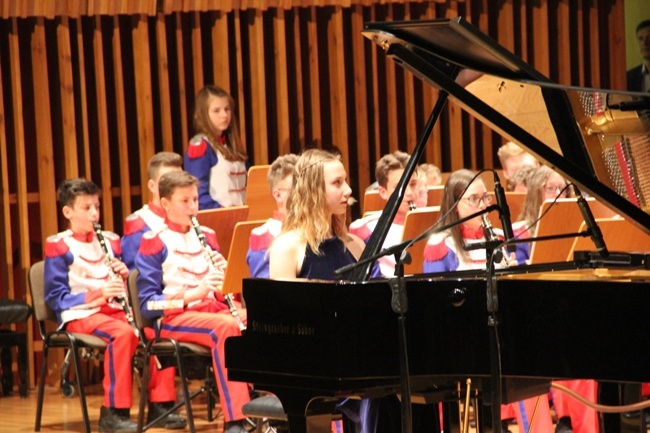 Koncert finałowy i Orkiestra Grandioso