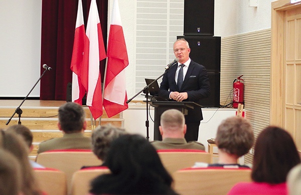 Prof. Krzysztof Szwagrzyk odwiedził Elbląg 2 kwietnia.