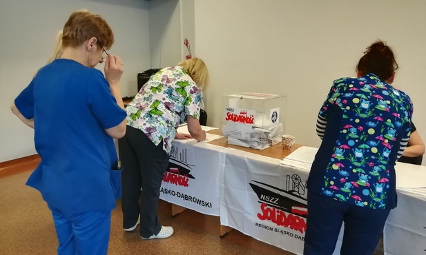 Rybnik: strajk w szpitalu coraz bardziej realny. Trwa referendum