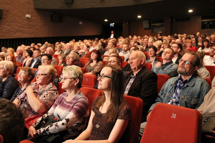 Premiera filmu "Auschwitz - w sieci dobra" w Oświęcimiu