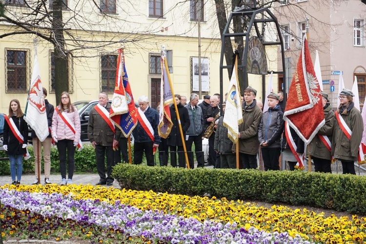 Świdnickie uroczystości upamiętniające 79. rocznicę zbrodni katyńskiej