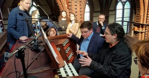 Węgierski organista w gliwickiej szkole