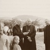 Ks. Franciszek Blachnicki z kardynałem Karolem Wojtyłą i oazowiczami