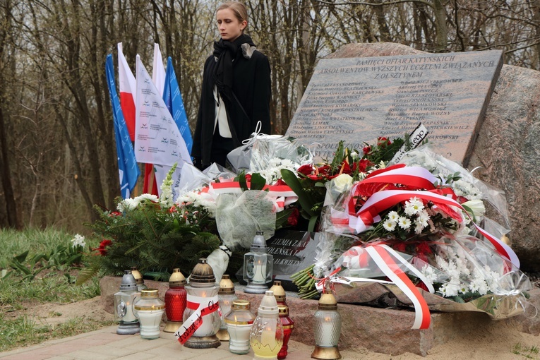 Uroczystość upamiętnienia pomordowanych w Katyniu odbyła się na Kortowie 