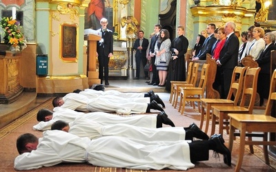 Liturgia święceń diakonatu.