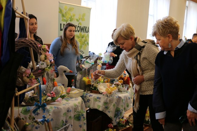 Wielkanocny Kiermasz Wyrobów Terapii Zajęciowej 