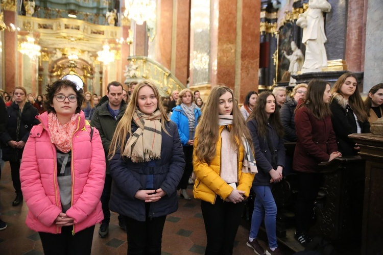 Drugi dzień pielgrzymki maturzystów 