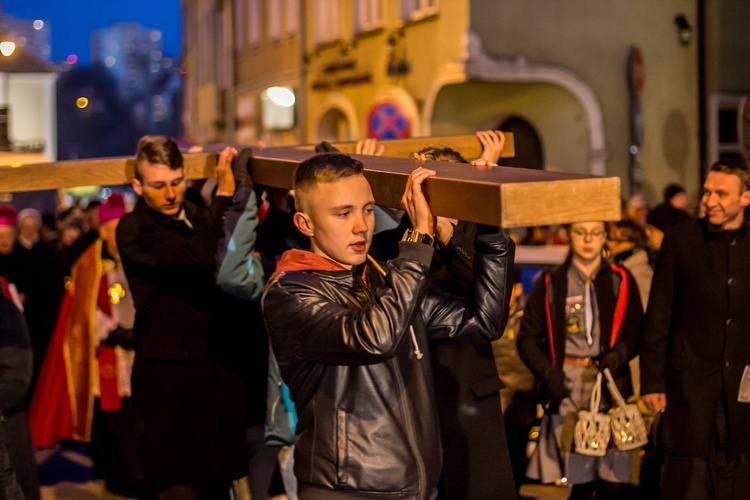 Droga Krzyżowa ulicami Olsztyna