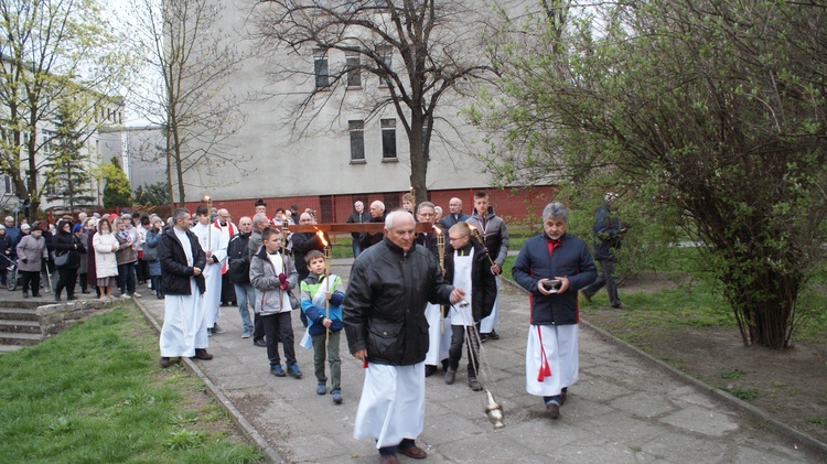 Droga Krzyżowa ulicami osiedla Polanka - parafia Odkupiciela Świata