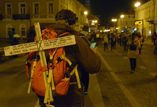 EDK z radomskiej katedry do Skrzyńska