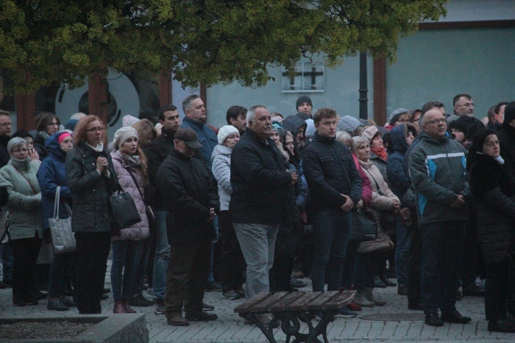 Droga Krzyżowa ulicami Legnicy