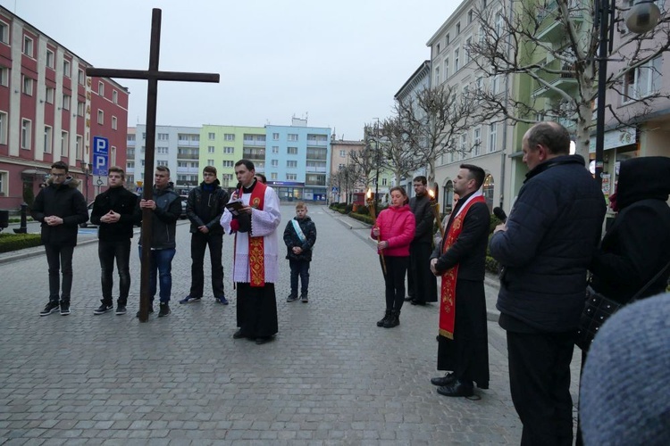 Droga Krzyżowa ulicami miast - Strzegom