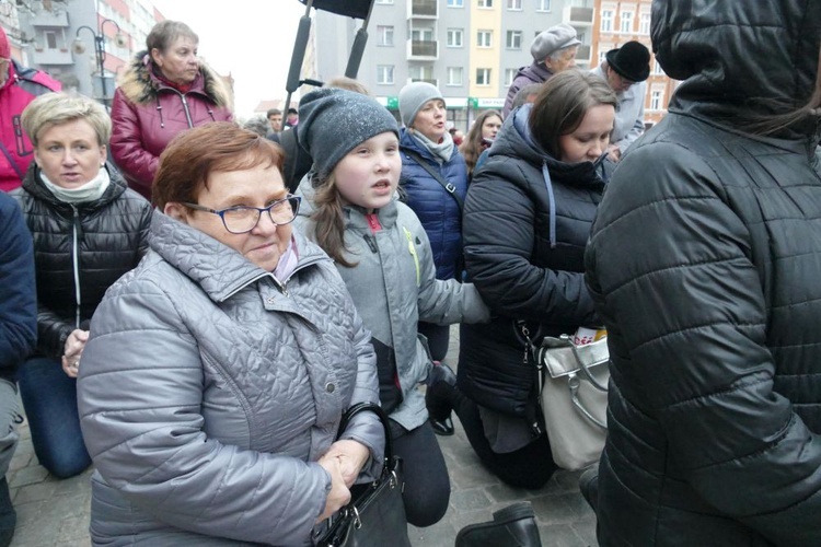 Droga Krzyżowa ulicami miast - Strzegom