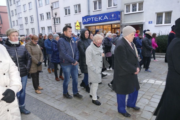 Droga Krzyżowa ulicami miast - Strzegom