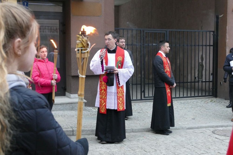 Droga Krzyżowa ulicami miast - Strzegom