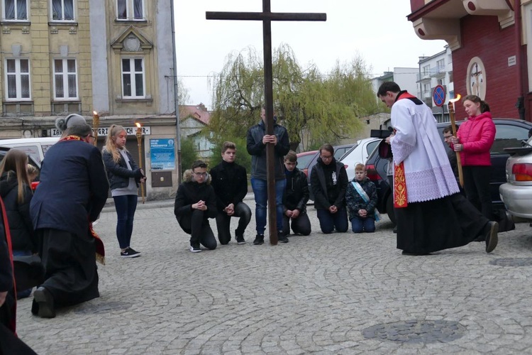 Droga Krzyżowa ulicami miast - Strzegom